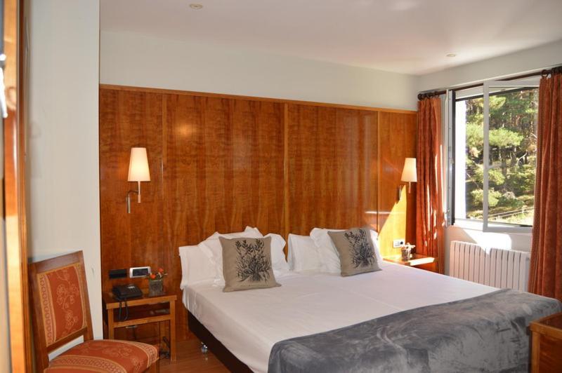Hotel Coma Bella Sant Julià de Lòria Pokoj fotografie